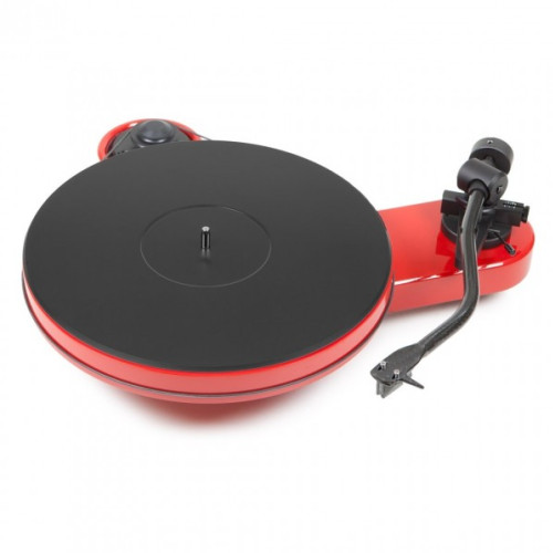 Pro-Ject RPM 3 Carbon Turntable with Ortofon 2M Silver, Gloss Red